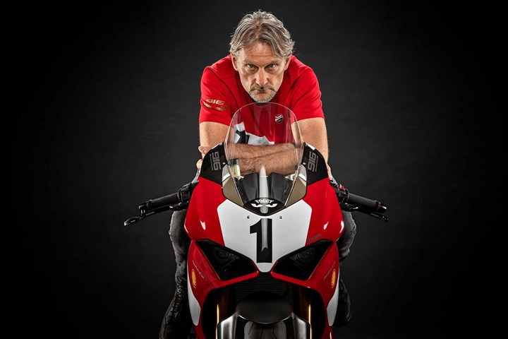Ducati ฉลอง 25 ปี 916 ด้วยการเตรียมเปิดตัว Panigale V4 เวอร์ชั่นพิเศษ