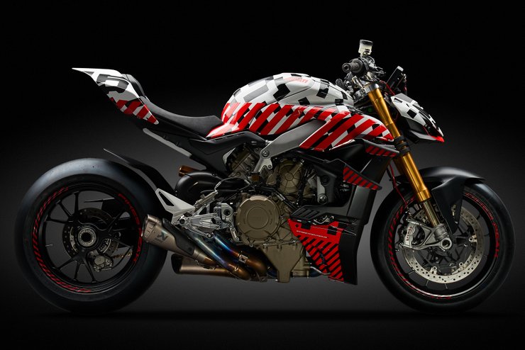 เริ่มทดสอบบนถนนจริงแล้ว!! Ducati Streetfighter V4